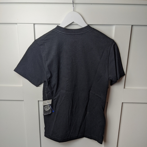 Akademiks clothing t-shirt - Picture 2 of 4